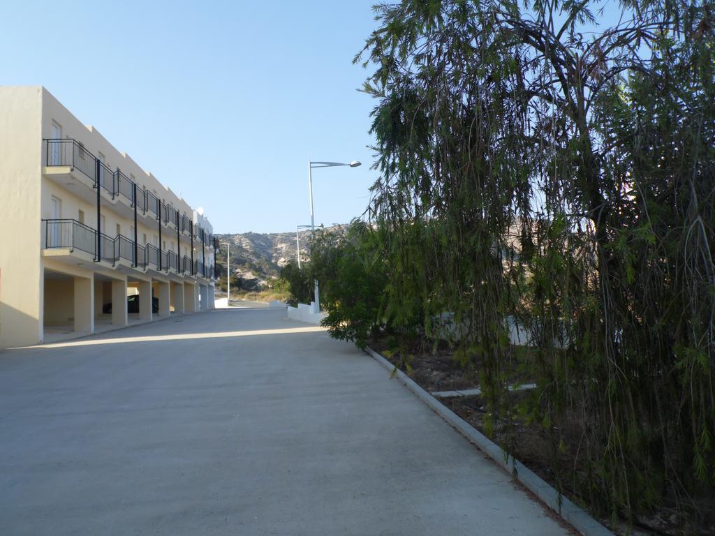 Peyia Pearl Ivy'S Studio 外观 照片